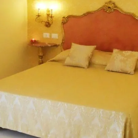 Home Grifondoro Affittacamere Генуя