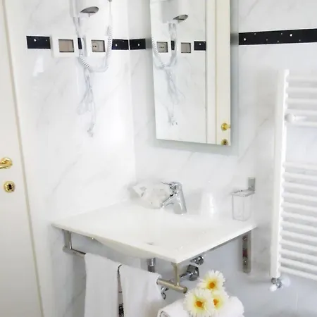 Grifondoro Gæstehus 4*