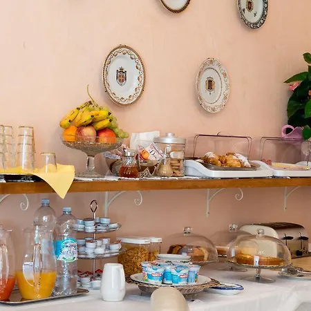 Home Grifondoro Affittacamere Генуя