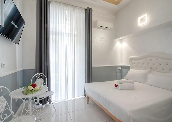 Home Grifondoro Affittacamere Генуя